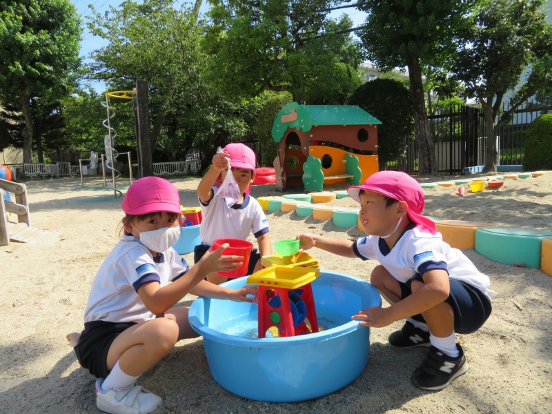 さくら水遊び