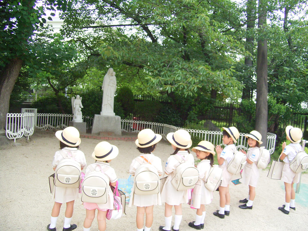 カトリック幼稚園とは